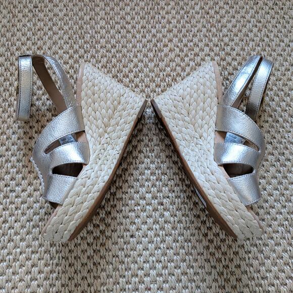 UGG Careena Platform Wedge Espadrille Open Toe Sandals Pale Gold 7.5 NWOB - Picture 2 of 8